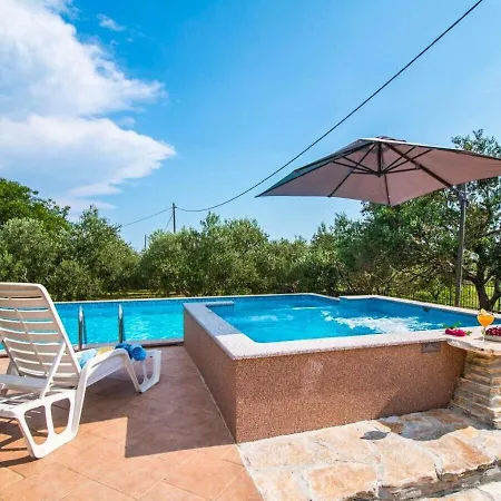 Two , Heated Pool, Sauna * Kaštela