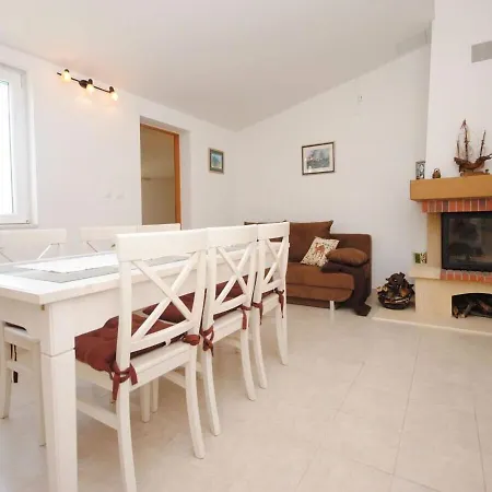 Two , Heated Pool, Sauna Casa vacanze *