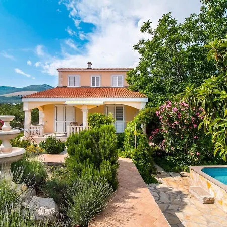 Two , Heated Pool, Sauna * Kaštela